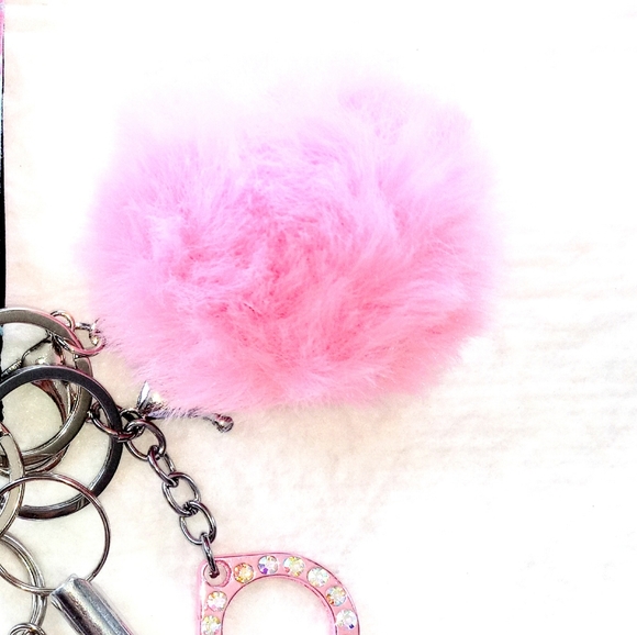 Self Defense Keychain - Picture 2 of 4